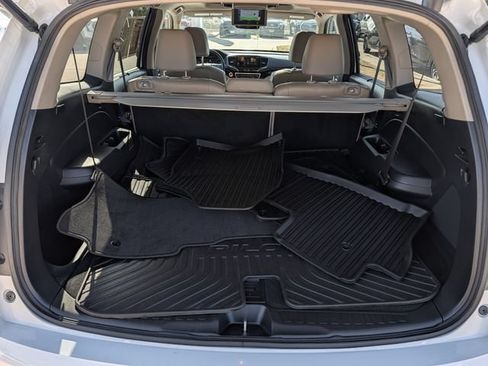 Used 2020 Honda Pilot Touring image 30