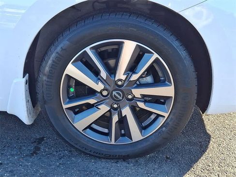 Used 2024 Nissan Versa S w/ S Plus Package image 26