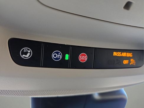 Used 2021 Buick Envision Avenir image 21