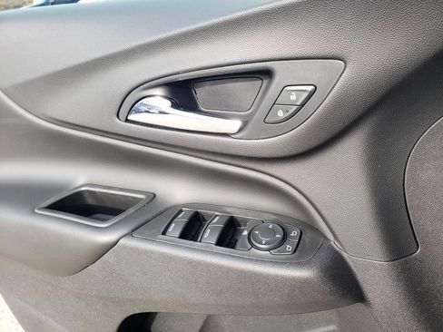 Used 2021 Chevrolet Equinox LT image 34