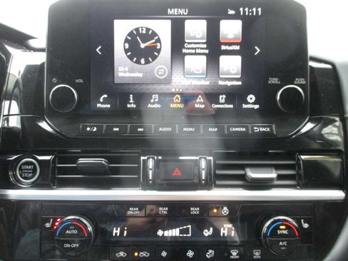 Used 2023 Nissan Pathfinder SL w/ SL Premium Package AWD/4WD image 14