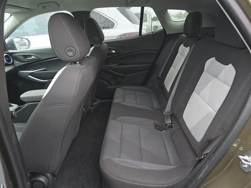 Used 2024 Chevrolet Trax LS image 12