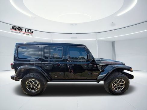 New 2026 Jeep Wrangler Unlimited Rubicon AWD/4WD image 2