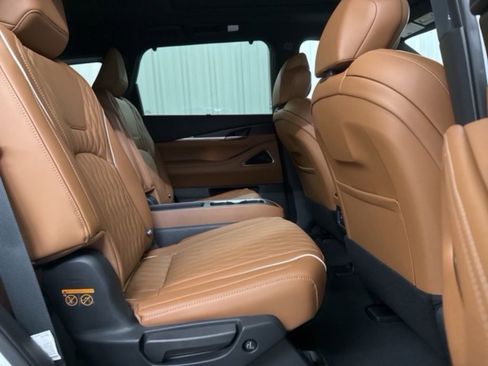 Used 2026 INFINITI QX60 Autograph w/ Dark Cargo Package AWD/4WD image 35