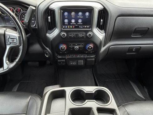 Used 2021 Chevrolet Silverado 1500 LT w/ Convenience Package II AWD/4WD image 21
