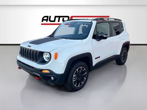 Used 2023 Jeep Renegade Trailhawk AWD/4WD image 3