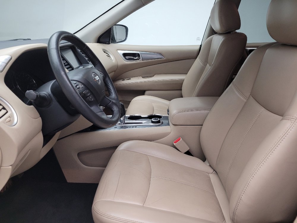 Used 2020 Nissan Pathfinder SL AWD/4WD image 17