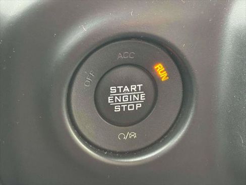 Used 2022 Jeep Wrangler Unlimited Sahara w/ LED Lighting Group image 25