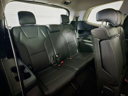 Used 2024 Kia Telluride EX AWD/4WD image 29