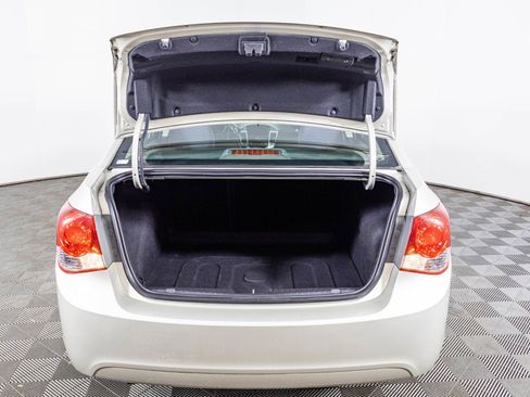 Used 2015 Chevrolet Cruze LT image 35