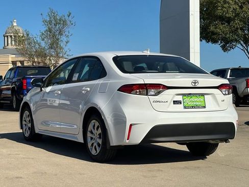 New 2026 Toyota Corolla LE FWD image 3