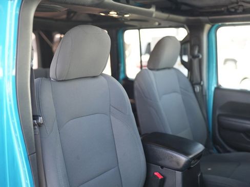 Used 2020 Jeep Wrangler Unlimited Sport S AWD/4WD image 24