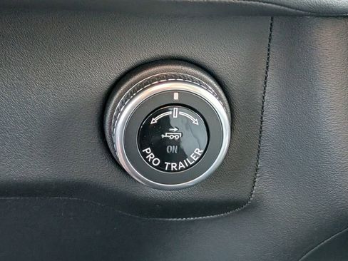 New 2026 Lincoln Navigator L Reserve AWD/4WD image 22