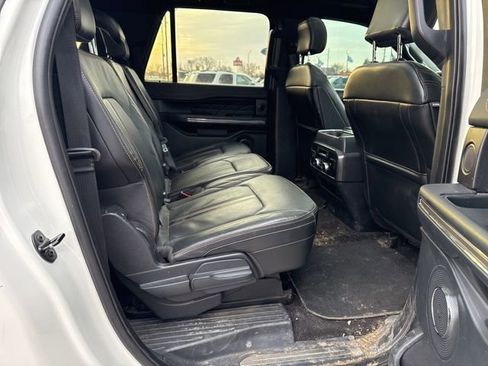 Used 2022 Ford Expedition Max Platinum image 9