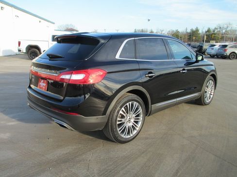 Used 2017 Lincoln MKX Reserve image 4