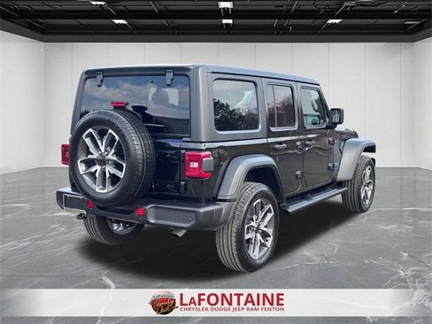 Used 2025 Jeep Wrangler Unlimited Sport S 4xe w/ Convenience Group image 5