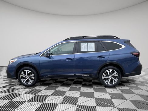 Used 2021 Subaru Outback Limited image 4
