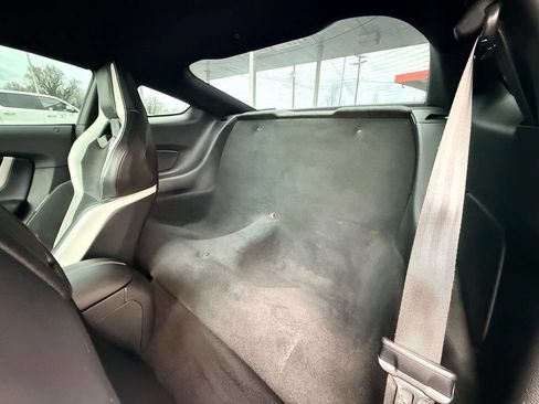 Used 2021 Ford Mustang Shelby GT500 w/ Carbon Fiber Track Pack image 32