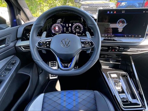 Used 2025 Volkswagen Golf w/ Euro Style Package AWD/4WD image 5