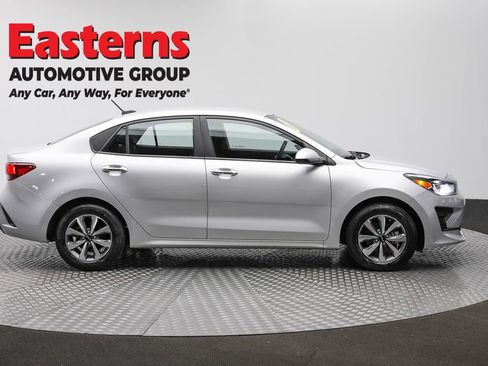 Used 2023 Kia Rio S w/ Technology Package image 4