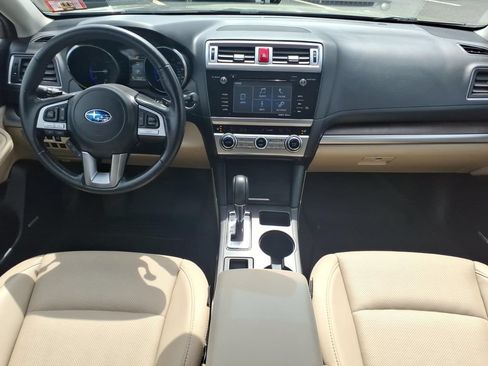 Used 2017 Subaru Outback 2.5i Limited AWD/4WD image 15