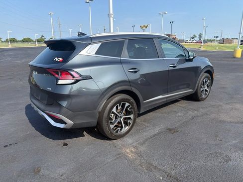 Used 2023 Kia Sportage EX AWD/4WD image 5