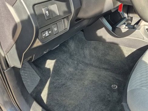 Used 2021 Toyota Tacoma 2WD Double Cab image 23