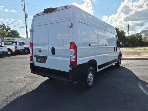 Used 2023 RAM ProMaster 2500 FWD image 5