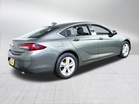 Certified 2018 Buick Regal Preferred FWD image 7