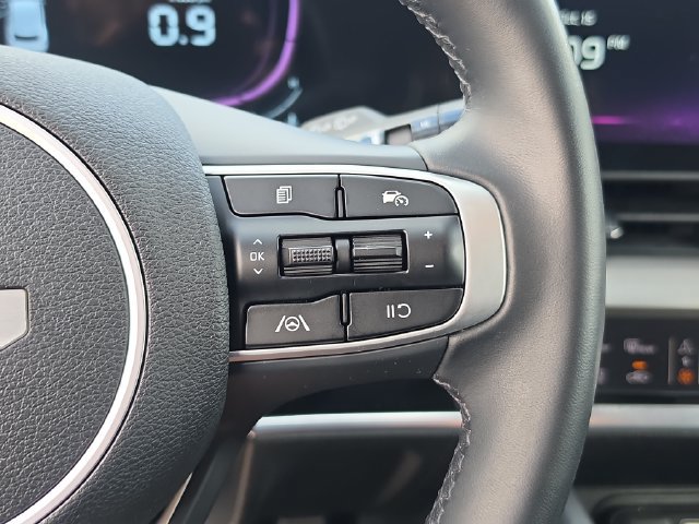 Certified 2025 Kia Sportage EX FWD image 20