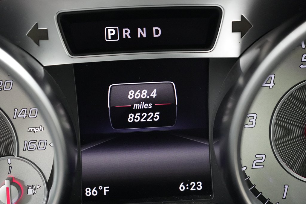 Used 2016 Mercedes-Benz SL 550 w/ Driver Assistance Package image 14