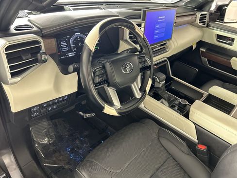 Used 2024 Toyota Tundra Capstone AWD/4WD image 12