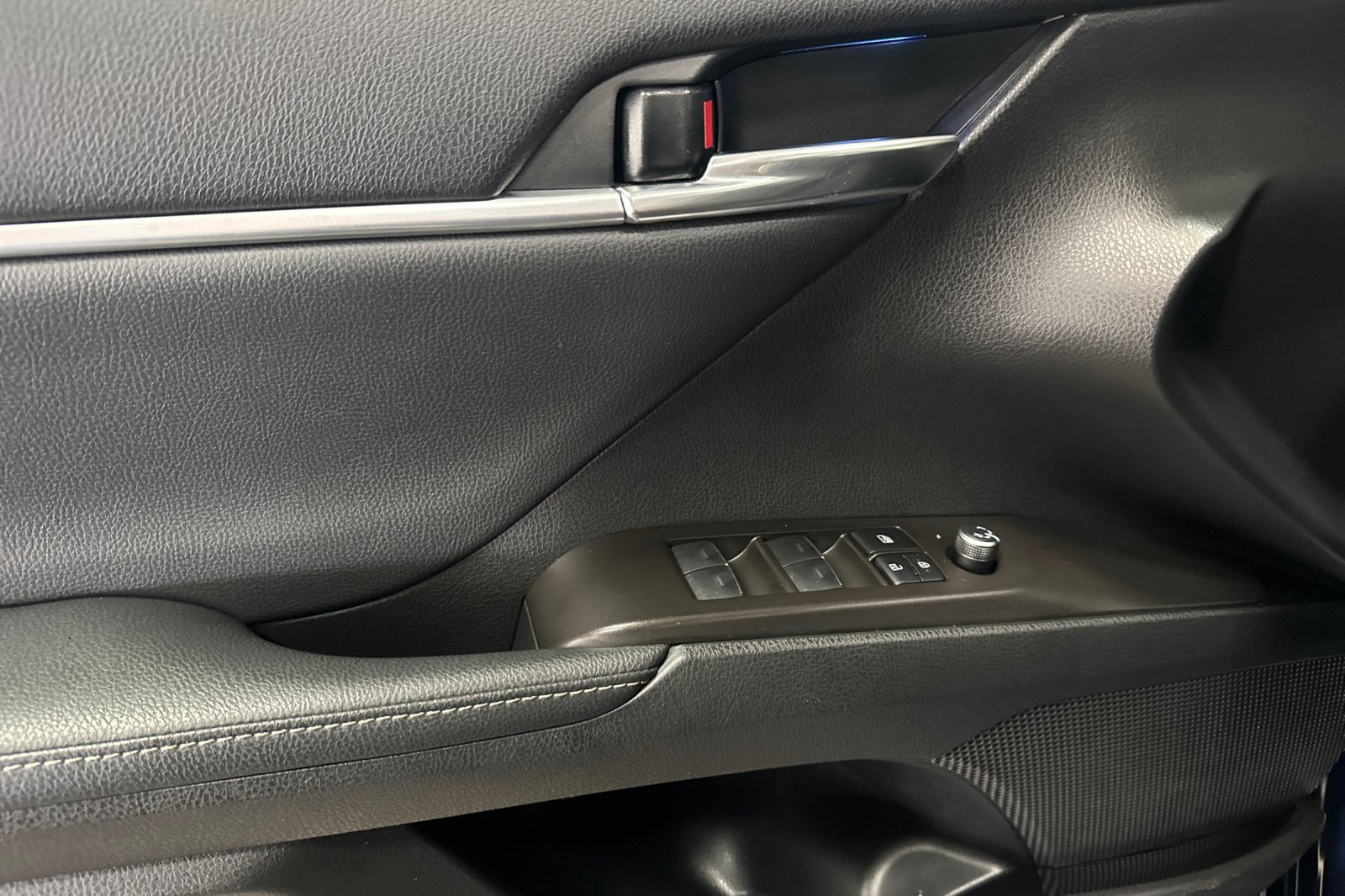Certified 2022 Toyota Camry XSE w/ Carpet Mat Package (TMS) AWD/4WD image 12