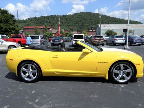 Used 2011 Chevrolet Camaro SS w/ RS Package RWD image 15