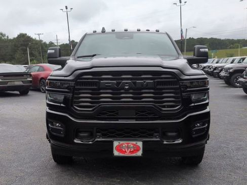 New 2026 RAM 3500 Big Horn AWD/4WD image 7