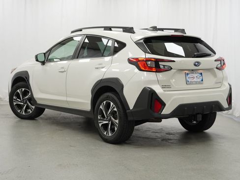 Used 2024 Subaru Crosstrek 2.0i Premium AWD/4WD image 4