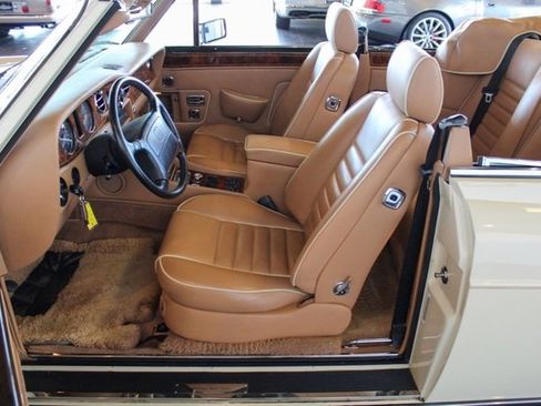 Used 1994 Rolls-Royce Corniche IV image 28