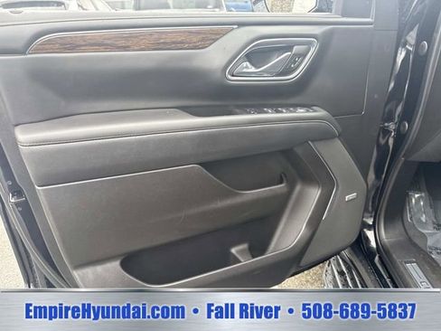 Used 2023 Chevrolet Tahoe Premier w/ Premium Package 2 AWD/4WD image 19