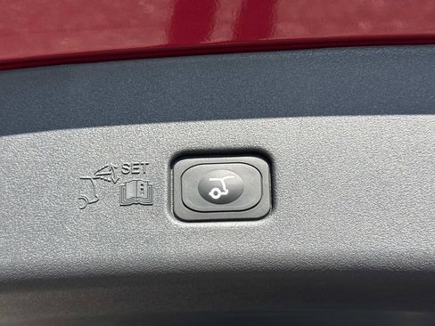 New 2026 Lincoln Nautilus Reserve image 12