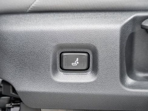 New 2026 Toyota Tacoma SR5 image 34