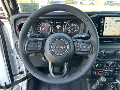 New 2026 Jeep Wrangler Rubicon image 7