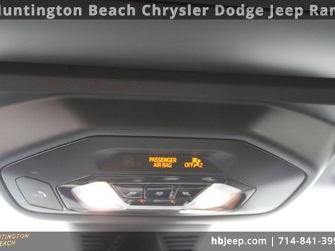 Used 2024 BMW Z4 M40i w/ Premium Package image 19