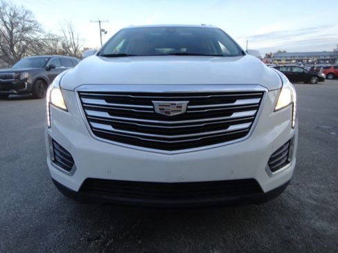 Used 2018 Cadillac XT5 Luxury w/ Driver Awareness Package image 2