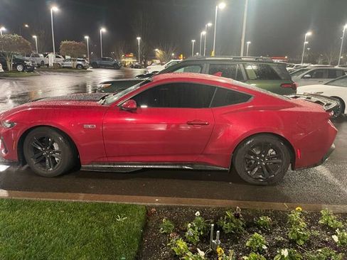 Used 2024 Ford Mustang GT image 11