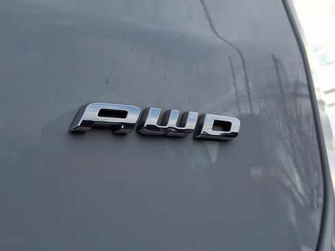 Certified 2022 Ford Edge SEL w/ Sport Appearance Package image 32