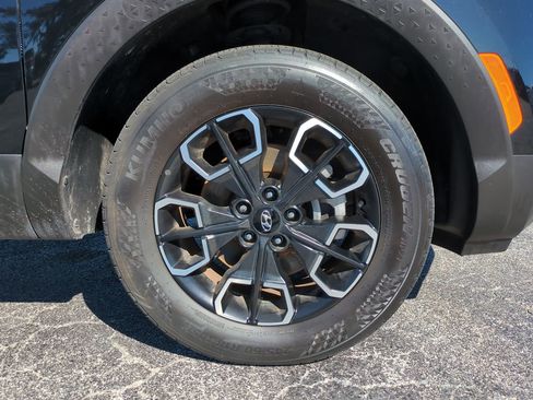 Used 2024 Hyundai Santa Cruz SEL w/ Activity Package image 11