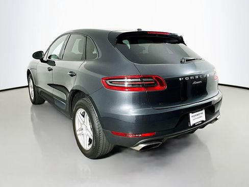 Used 2018 Porsche Macan image 3