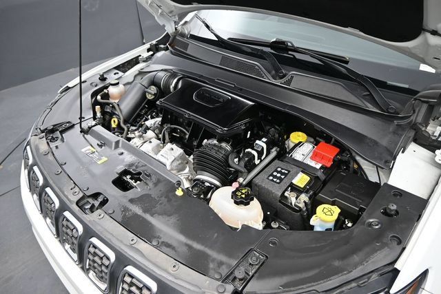 Used 2024 Jeep Compass Latitude AWD/4WD image 44