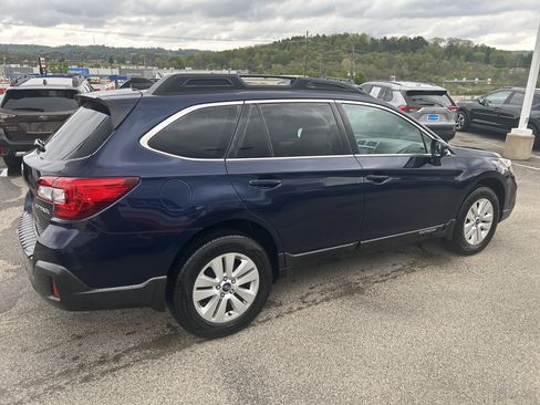 Used 2018 Subaru Outback 2.5i Premium AWD/4WD image 9