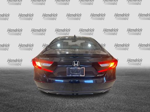 Used 2019 Honda Accord Sport image 8